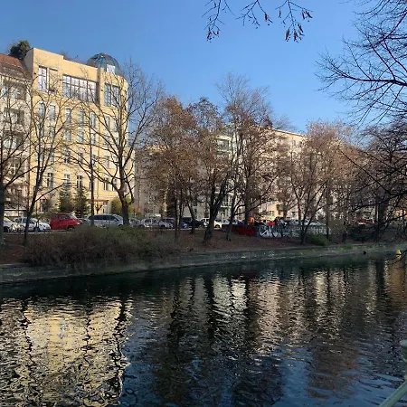 Loft Am Maybachufer Апартаменты Берлин