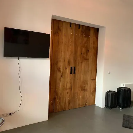 Loft Am Maybachufer Апартаменты *